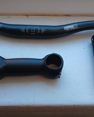 Manubrio Control Tech + Adattatore 1-1/4"+ Pipa 3T