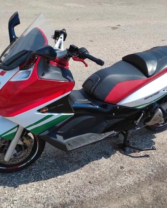 Gilera GP 800 Centenario - Valuto Scambi