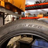 treno gomme range rover velar invernali