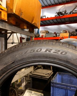 treno gomme range rover velar invernali