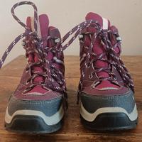 Scarponcini trekking N 28 Decathlon pari al nuovo 