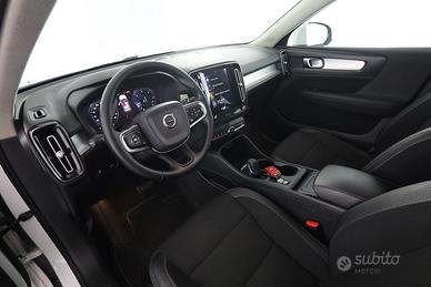 VOLVO XC40 (2017--->) XC40 D4 AWD Geartronic Busin