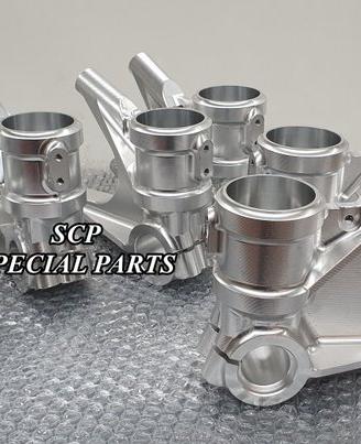 Ducati piedini radiali per forcelle ohlins