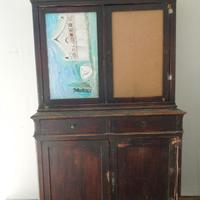 Credenza veneta con alzatina