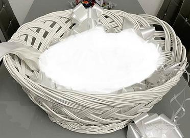 Cestino bianco e altro