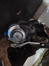 Motore Vespa Px 125 con miscelatore ed avviamento 