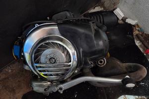 Motore Vespa Px 125 con miscelatore ed avviamento 