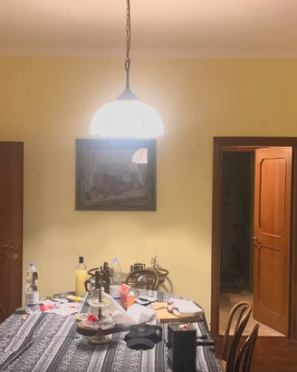 Lampadario vintage in vetro e ferro stile Tiffany