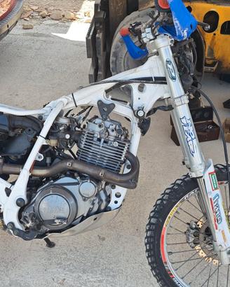 Yamaha TT 600 