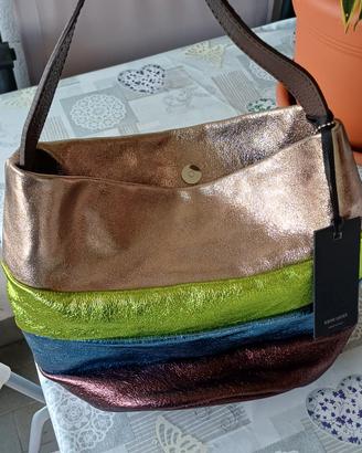 Borsa da portare a spalla o tracolla