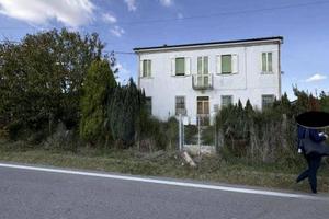 Immobile in asta di 217 m² con 3 locali e box auto