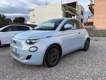 Fiat 500e Berlina 42 kWh