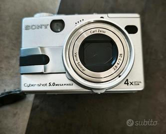 Sony Cyber-shot DSC-V1 (5.0 MP) - Come Nuova