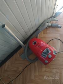 aspirapolvere Electronia 1300w