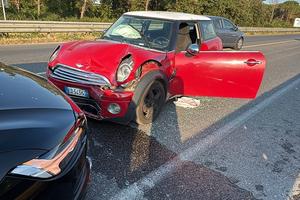 MINI COOPER D 1.6 INCIDENTATA, PREZZO TRATTABILE
