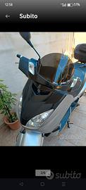 xmax 250 del 2006 