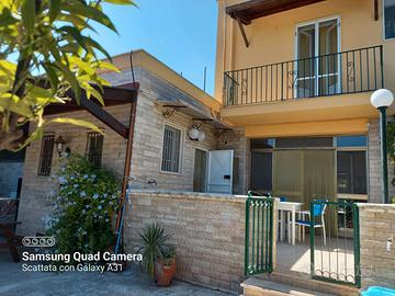 Grande CASALE al MARE TRANI