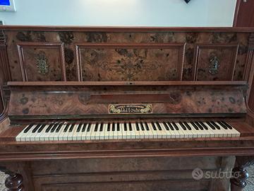 Pianoforte verticale in radica di noce 