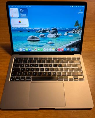 MacBook Air M1 8GB RAM 256 GB SSD