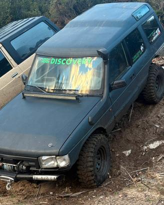 Fuoristrada land rover discovery 300