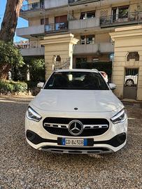 MERCEDES GLA 250 4MATIC