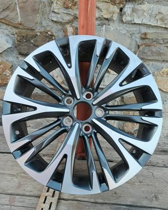 cerchio toyota yaris