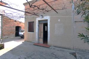 C/da Colle dell'Orso-Casa indipendente e giardino