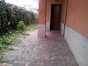 Subito disponibile trilocale in zona Ospedale
