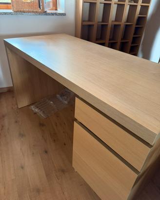 Scrivania Malm Ikea