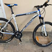 Bicicletta mountain bike Merida MBT