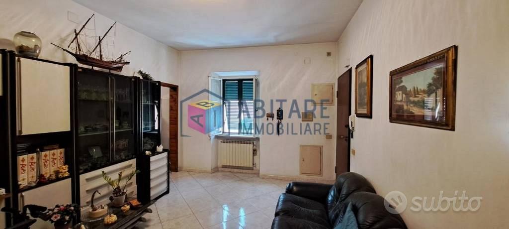 Appartamento di 128 m² con 5 locali a Livorno