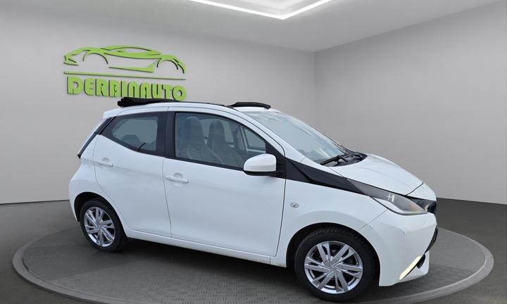 Toyota Aygo 1.0 VVT-i 69 CV 5 porte x-cite CABRIO