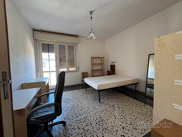 Camera singola con balcone Zona Piagge