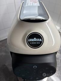 Macchina da caffè LAVAZZA a modo mio DESEA