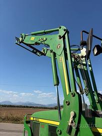 CARICATORE FRONTALE JOHN DEERE 663