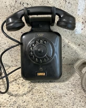 Telefono  da muro anno  1950 ca.