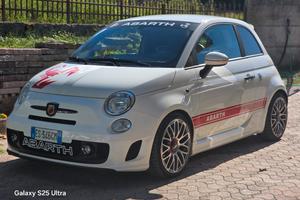 FIAT 500 ABARTH 1.4 T-JET 135 CV ESSEESSE