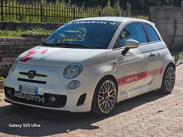 FIAT 500 ABARTH 1.4 T-JET 135 CV ESSEESSE