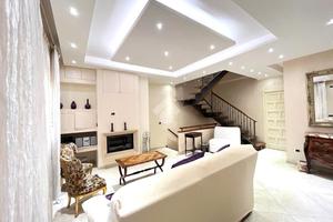 VILLA A SCHIERA A SOMMA VESUVIANA