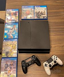 PlayStation 4 PS4 500GB + 2 Controller + 5 Giochi
