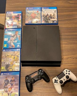 PlayStation 4 PS4 500GB + 2 Controller + 5 Giochi