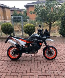 Ktm 890 smt
