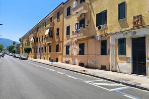 2 LOCALI A POMIGLIANO D'ARCO