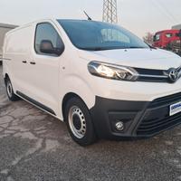Toyota Proace 3 posti- portata kg 1004