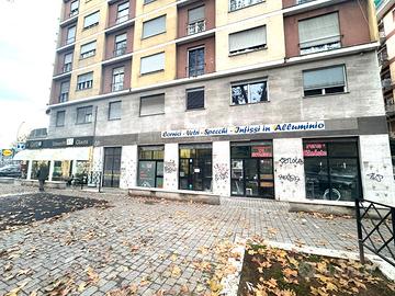 Magliana - locale commerciale