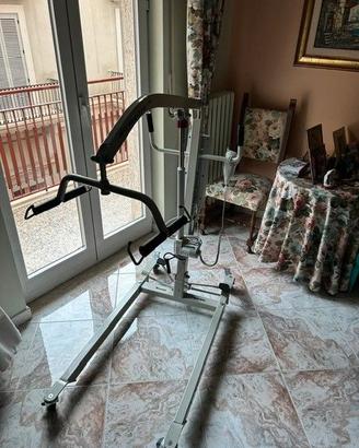 Sollevatore a batteria da 150 kg