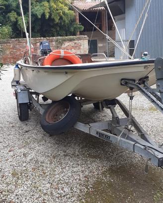 Barca Boston Whaler 13