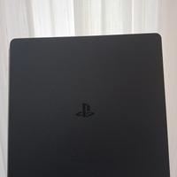 Play Station 4 console