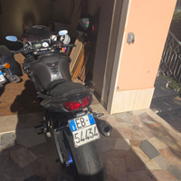Moto Yamaha Fazer 800 con ABS