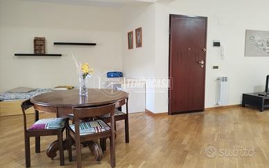 Annunziata Via Pietro Nenni Complesso Atenea